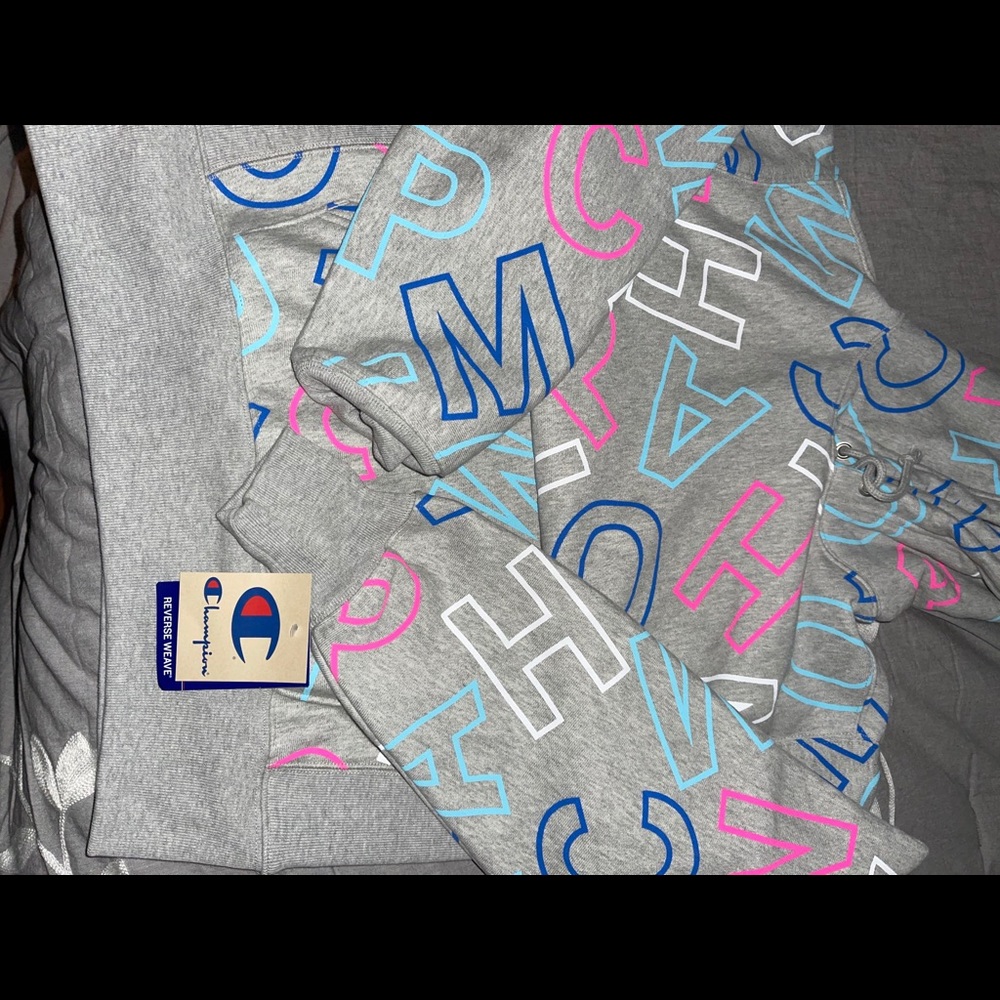Champion Hoodie - Brand New - Picture 2 of 4